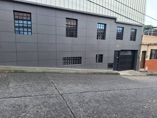 Local en arriendo Risaralda Pereira La Victoria 100 m2 Habitaciones 0 Baños 1 Garajes 0 Precio $2500000