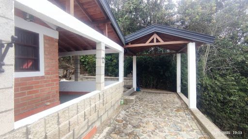 Finca en arriendo Cundinamarca Siberia Siberia 110 m2 Habitaciones 5 Baños 2 Garajes 2 Precio $2600000