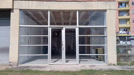 Local en arriendo Antioquia Rionegro Cuatro Esquinas 60 m2 Habitaciones 0 Baños 2 Garajes 4 Precio $1700000