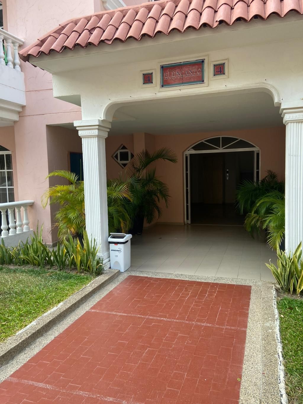 Apartamento en venta Atlántico Barranquilla Conjunto Residencial El Encanto 250 m2 Habitaciones 3 Baños 5 Garajes 1 Precio $1500000000