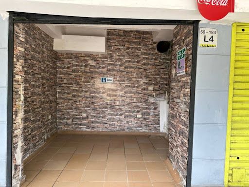 Local en arriendo Antioquia Medellín Rosales 20 m2 Habitaciones 0 Baños 0 Garajes 0 Precio $950000