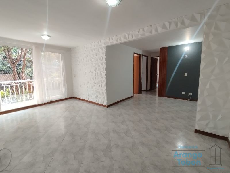 Apartamento en arriendo o venta Antioquia Medellín Castropol 90 m2 Habitaciones 3 Baños 2 Garajes 1 Precio venta $690000000 Precio arriendo $3800000