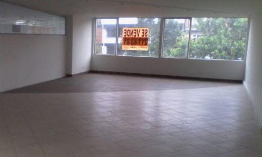 Oficina en arriendo Cundinamarca Bogotá Lago Gaitan 135 m2 Habitaciones 0 Baños 2 Garajes 0 Precio $2800000