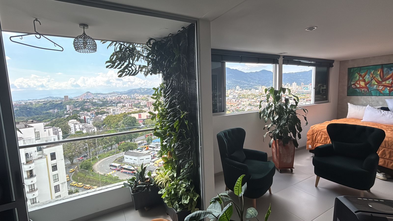 Apartamento en venta Risaralda Pereira Los Alamos 55 m2 Habitaciones 1 Baños 2 Garajes 1 Precio $350000000