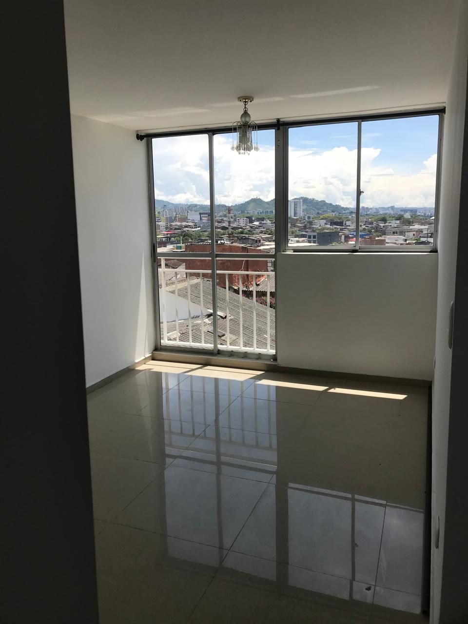 Apartamento en arriendo Risaralda Dosquebradas Guayacanes 50 m2 Habitaciones 2 Baños 2 Garajes 1 Precio $1000000