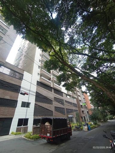 Apartamento en arriendo Antioquia Medellín Bosques De Zuñiga 90 m2 Habitaciones 2 Baños 2 Garajes 1 Precio $7000000