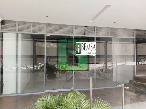 Local en arriendo Antioquia Bello Proyecto Terranova 75 m2 Habitaciones 0 Baños 0 Garajes 1 Precio $8646850