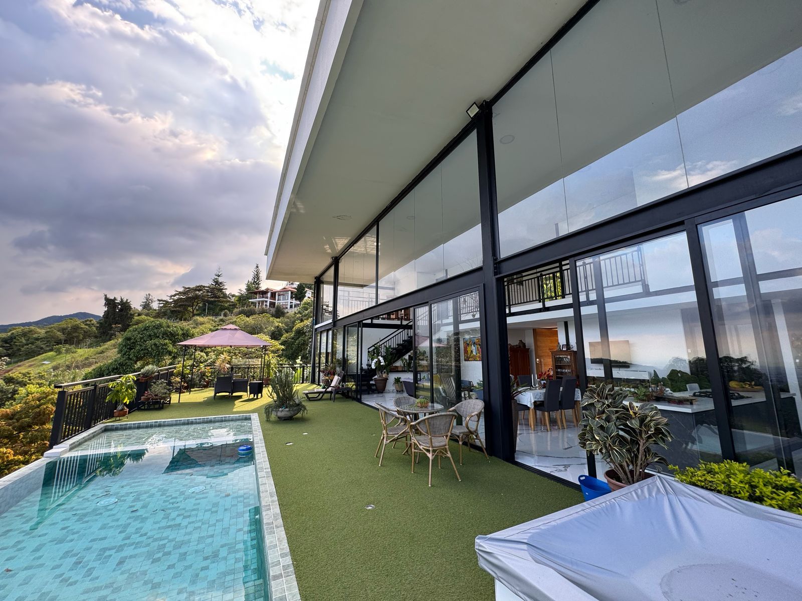 Finca en venta Valle Del Cauca Yumbo Yumbo 3200 m2 Habitaciones 4 Baños 4 Garajes 4 Precio $1800000000