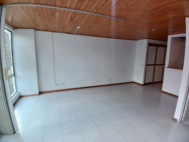 Apartaestudio en arriendo Antioquia Medellín Urbanizacion Rosales Del Parque 25 m2 Habitaciones 1 Baños 1 Garajes 0 Precio $1750000