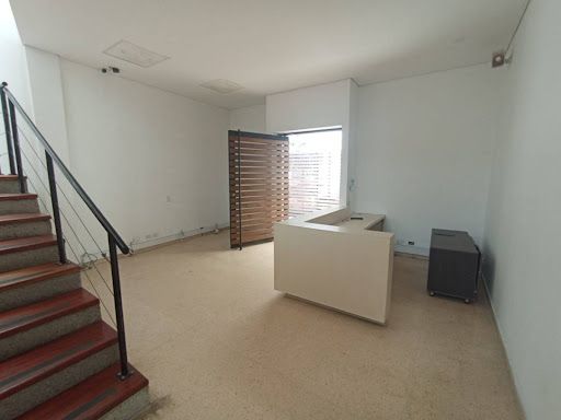 Casa en arriendo Antioquia Medellín Patio Bonito 500 m2 Habitaciones 13 Baños 4 Garajes 3 Precio $26000000