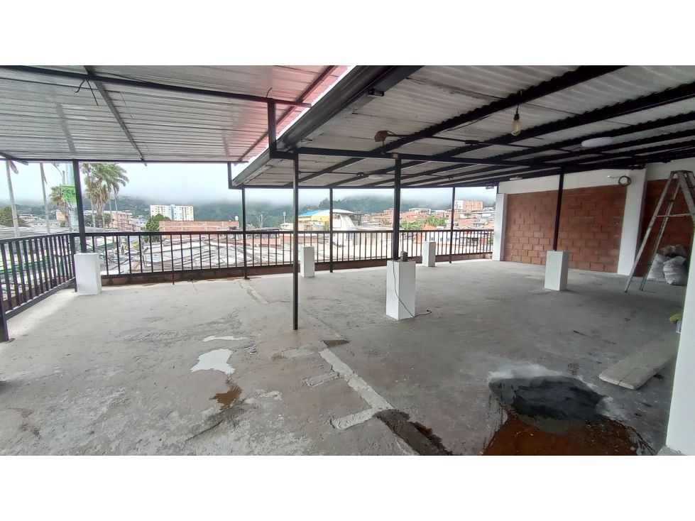 Local en arriendo Caldas Villamaría Altamira 110 m2 Habitaciones 0 Baños 1 Garajes 0 Precio $1350000