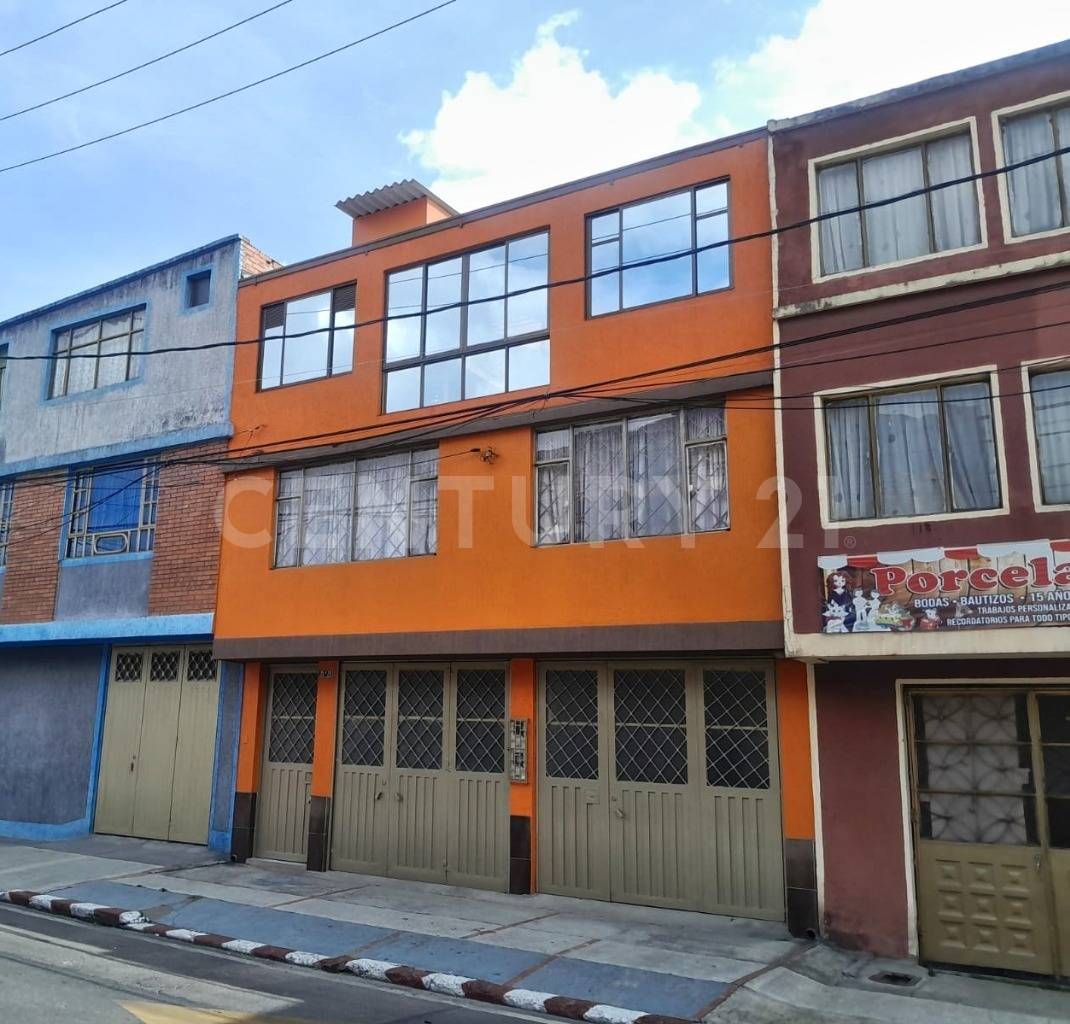 Casa en venta Cundinamarca Bogotá Bochica 156 m2 Habitaciones 3 Baños 2 Garajes 1 Precio $555000000