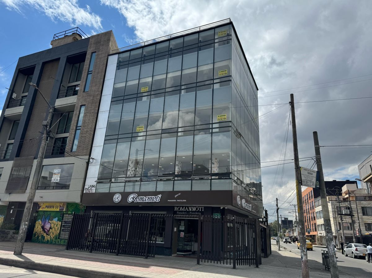 Oficina en arriendo Cundinamarca Bogotá Sears 120 m2 Habitaciones 0 Baños 2 Garajes 0 Precio $4500000
