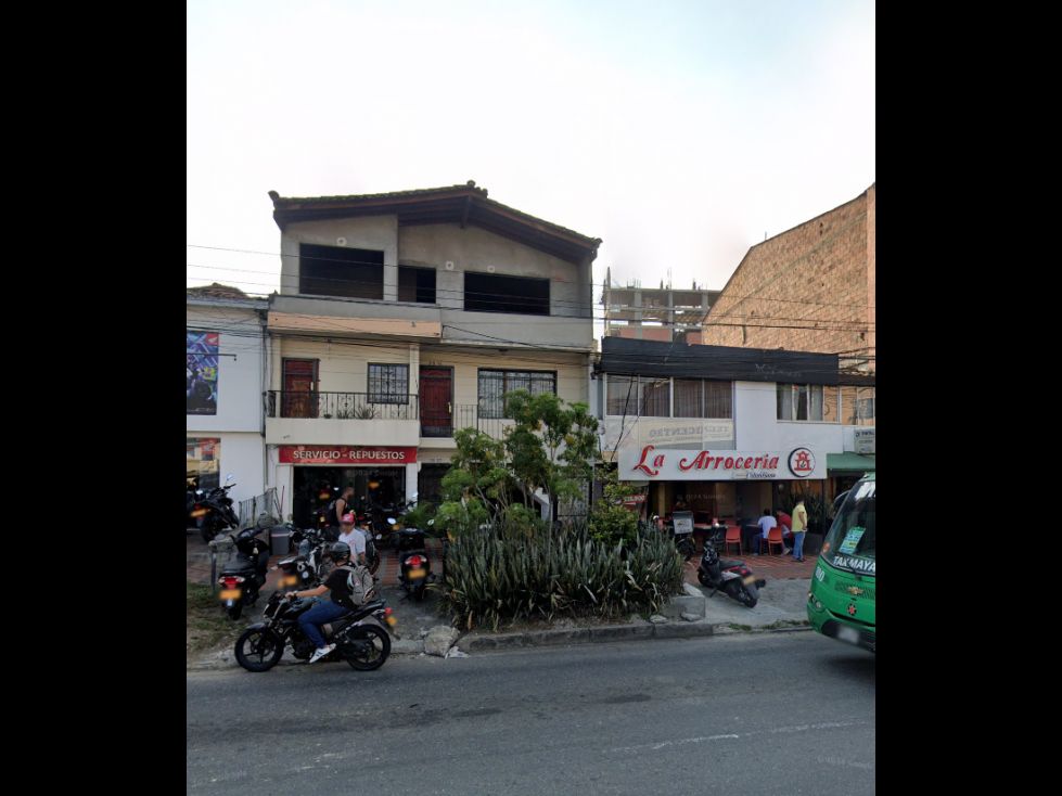 Casa en arriendo Antioquia Medellín Simon Bolivar 180 m2 Habitaciones 4 Baños 2 Garajes 0 Precio $4000000