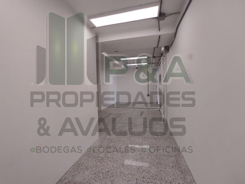 Bodega en arriendo Antioquia Medellín Simesa 500 m2 Habitaciones 0 Baños 4 Garajes 0 Precio $28500000
