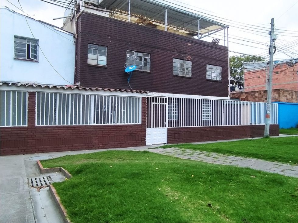 Casa en venta Cundinamarca Bogotá Autopista Del Sur 218 m2 Habitaciones 9 Baños 4 Garajes 3 Precio $620000000