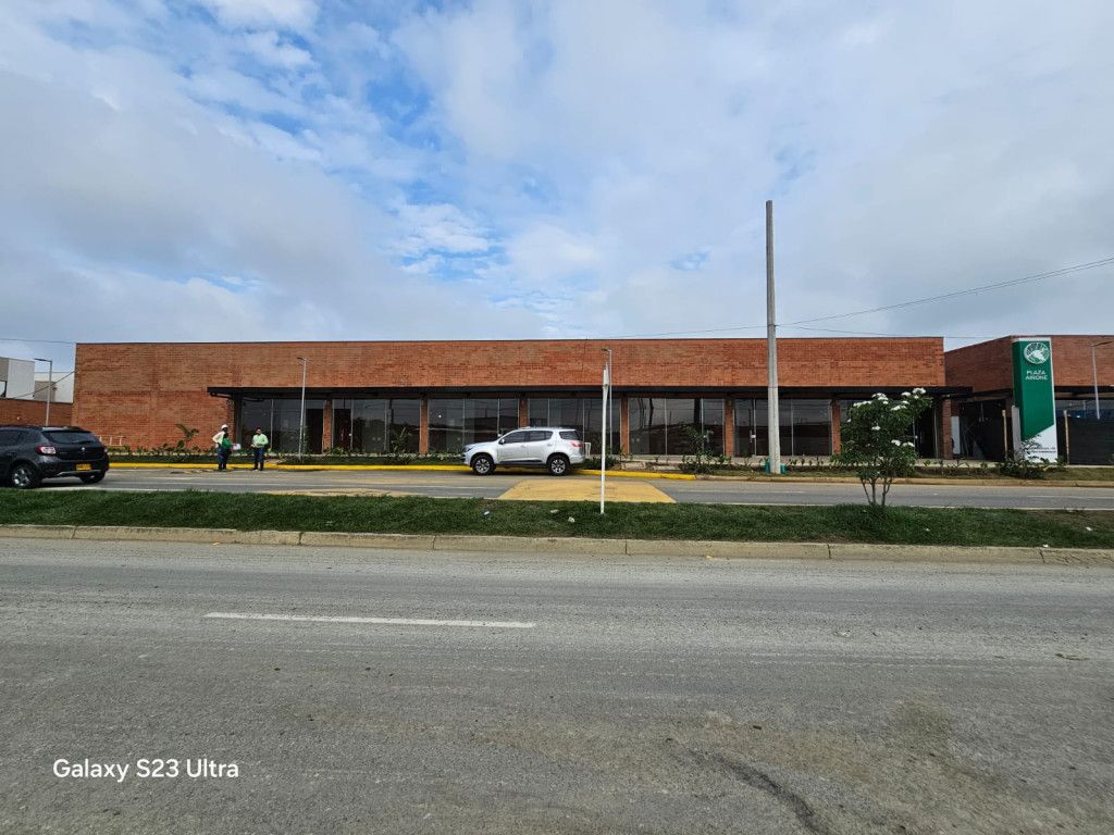 Local en arriendo Valle Del Cauca Jamundí Libertadores 18 m2 Habitaciones 0 Baños 0 Garajes 0 Precio $2800000