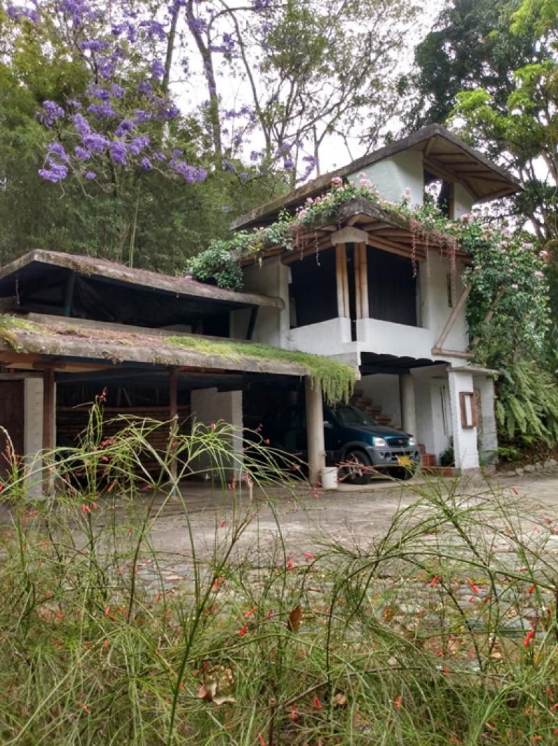 Casa Campestre en venta Valle Del Cauca Cali Cali 372 m2 Habitaciones 5 Baños 5 Garajes 9 Precio $1500000000