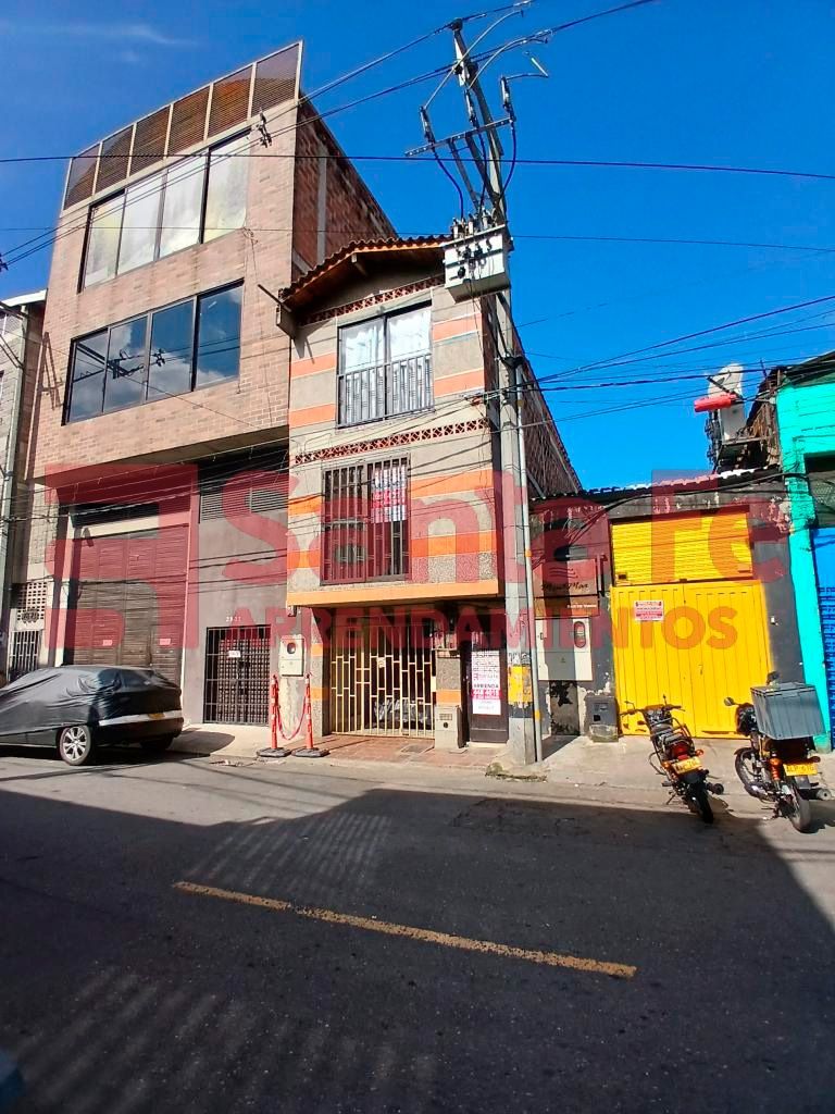 Local en arriendo Antioquia Medellín Trinidad 90 m2 Habitaciones 0 Baños 1 Garajes 0 Precio $2300000