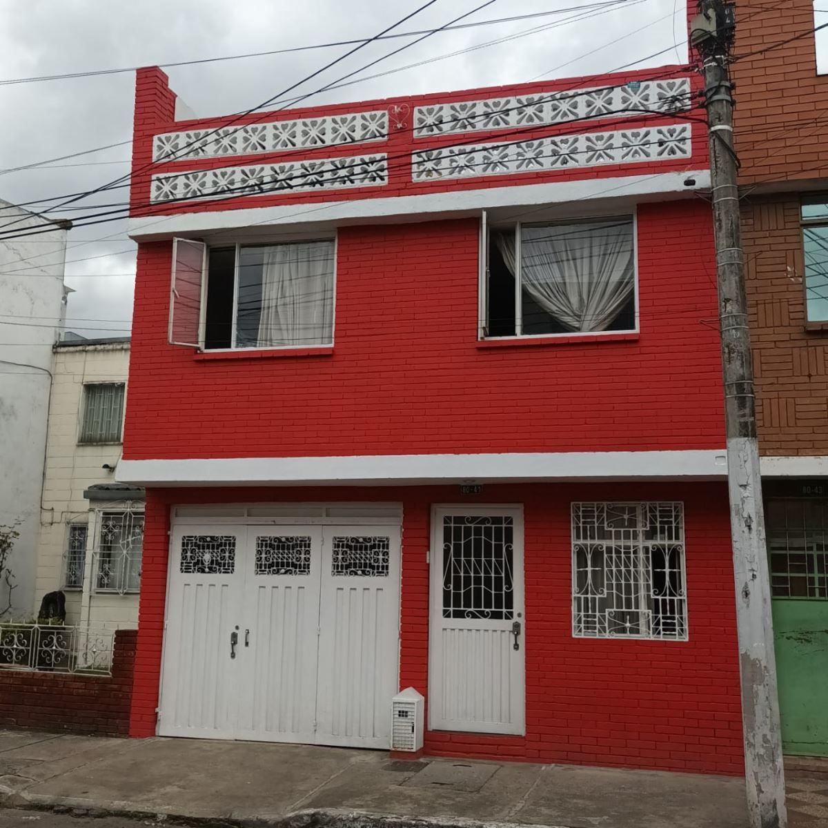 Casa en venta Cundinamarca Bogotá Tabora 216 m2 Habitaciones 5 Baños 3 Garajes 1 Precio $570000000