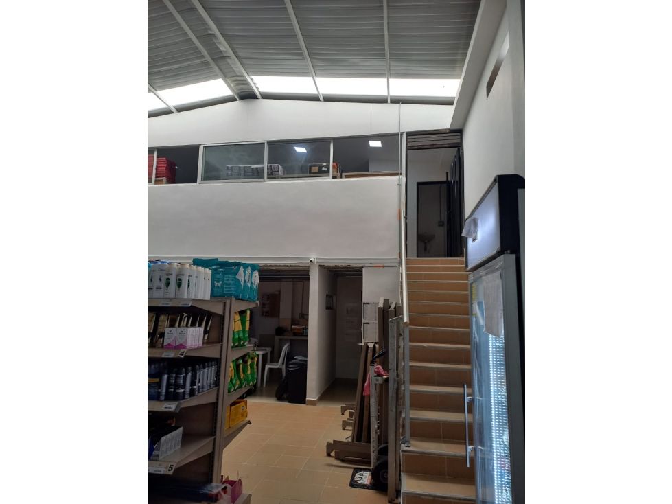 Bodega en venta Antioquia Bello Ciudad Niquia 300 m2 Habitaciones 0 Baños 1 Garajes 1 Precio $1500000000