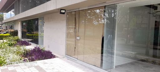 Local en arriendo Antioquia Medellín Simesa 15 m2 Habitaciones 0 Baños 1 Garajes 0 Precio $3000000