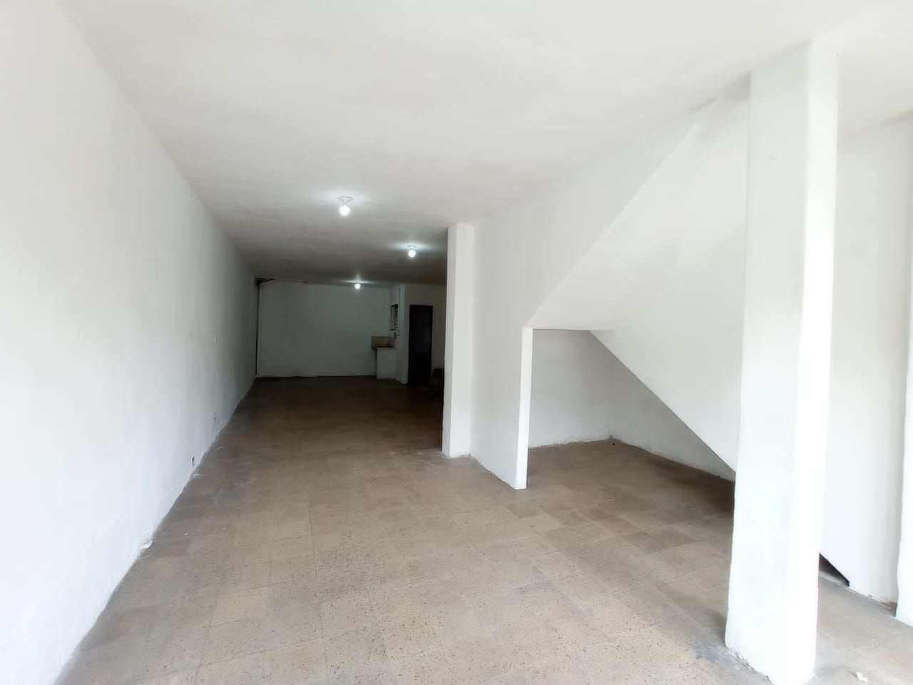 Local en arriendo Antioquia Envigado Zona Centro 66 m2 Habitaciones 0 Baños 1 Garajes 0 Precio $7900000