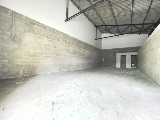 Bodega en arriendo Antioquia Medellín San Diego 100 m2 Habitaciones 0 Baños 1 Garajes 0 Precio $9000000