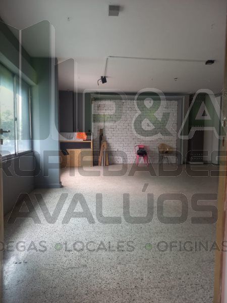Bodega en arriendo Antioquia Medellín Tenche 300 m2 Habitaciones 0 Baños 1 Garajes 0 Precio $15000000