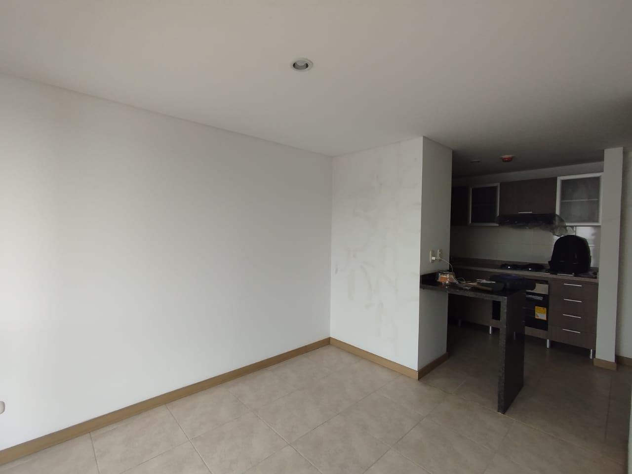 Apartamento en arriendo Risaralda Pereira Los Alamos 53 m2 Habitaciones 2 Baños 2 Garajes 1 Precio $2300000