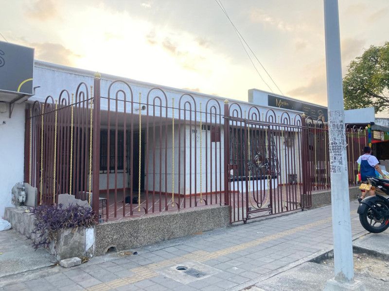 Casa en venta Atlántico Barranquilla El Carmen 400 m2 Habitaciones 6 Baños 3 Garajes 1 Precio $800000000