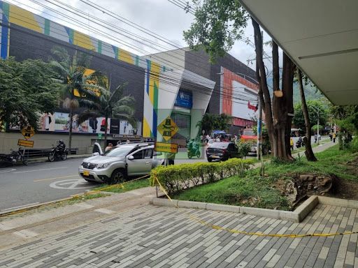 Local en arriendo Antioquia Bello Zona Comercial Puerta Del Norte 1 Y 2 100 m2 Habitaciones 0 Baños 1 Garajes 1 Precio $12000000