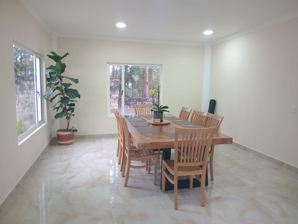 Casa en arriendo Antioquia Envigado Loma Benedictinos 560 m2 Habitaciones 4 Baños 3 Garajes 6 Precio $15300000