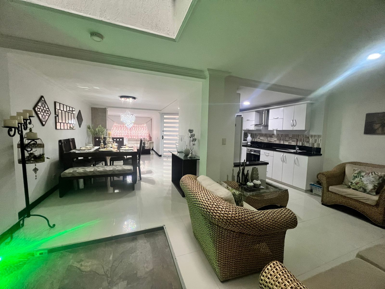 Casa en venta Valle Del Cauca Cali Ciudad Real 270 m2 Habitaciones 5 Baños 4 Garajes 1 Precio $720000000