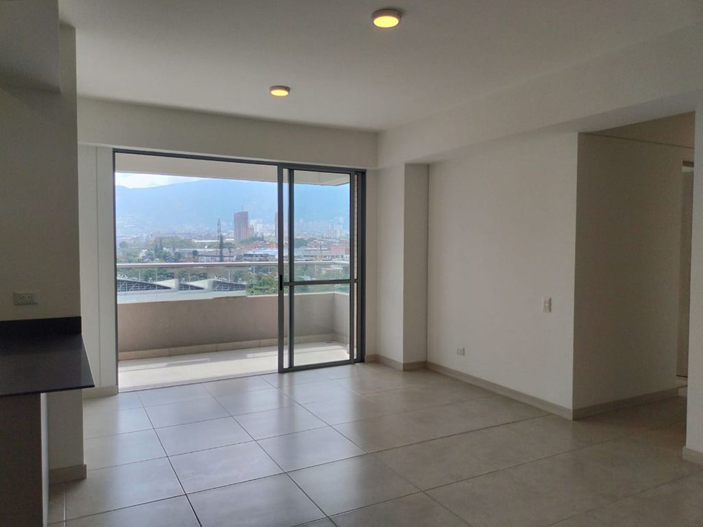 Apartamento en arriendo o venta Antioquia Envigado Jardines 88 m2 Habitaciones 3 Baños 2 Garajes 2 Precio venta $800000000 Precio arriendo $3950000
