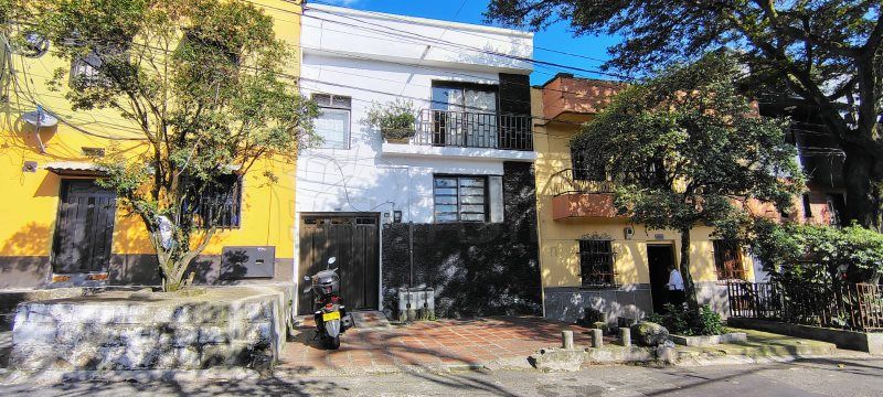 Casa en venta Antioquia Medellín Campo Valdes No2 309 m2 Habitaciones 6 Baños 2 Garajes 0 Precio $588000000