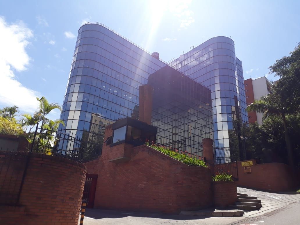 Oficina en arriendo Antioquia Medellín Castropol 70 m2 Habitaciones 0 Baños 1 Garajes 2 Precio $8000000