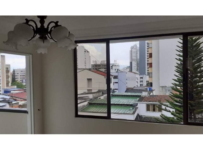 Apartamento en venta Santander Bucaramanga El Prado 131 m2 Habitaciones 3 Baños 2 Garajes 2 Precio $420000000