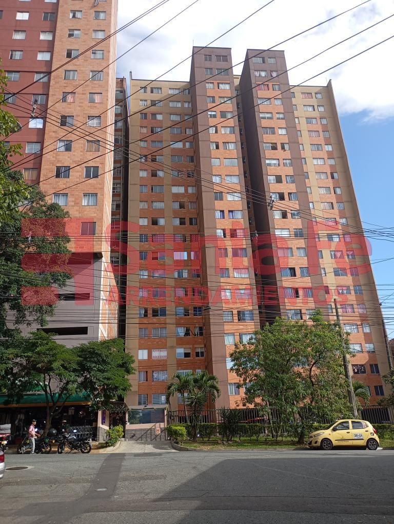 Local en arriendo Antioquia Medellín La Mansion 30 m2 Habitaciones 0 Baños 1 Garajes 0 Precio $1700000