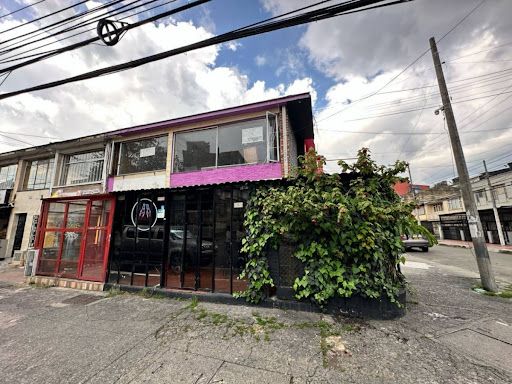 Local en arriendo Cundinamarca Bogotá Sears 106 m2 Habitaciones 0 Baños 1 Garajes 0 Precio $6000000