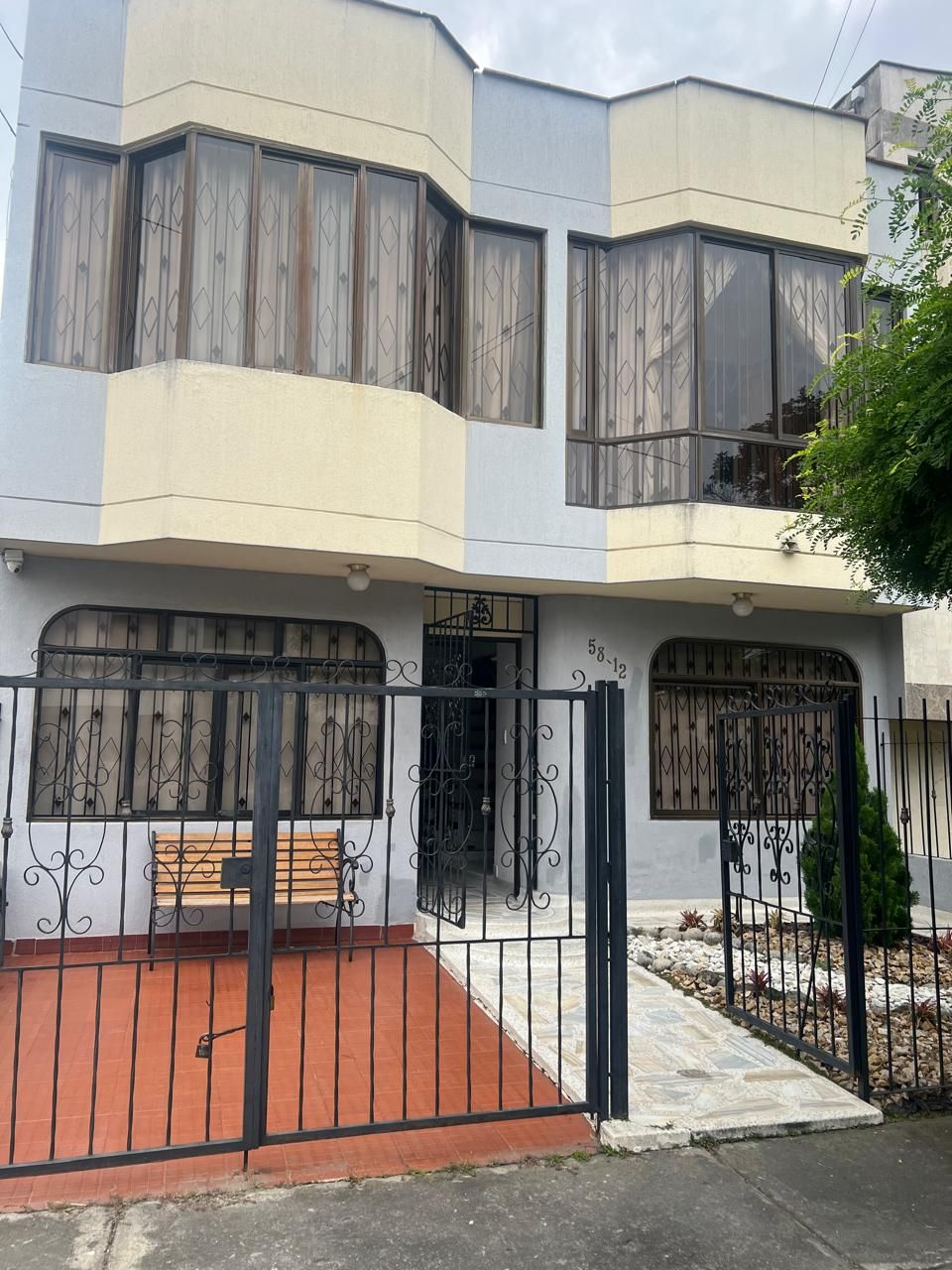 Casa en venta Valle Del Cauca Palmira Las Mercedes 140 m2 Habitaciones 3 Baños 3 Garajes 0 Precio $400000000