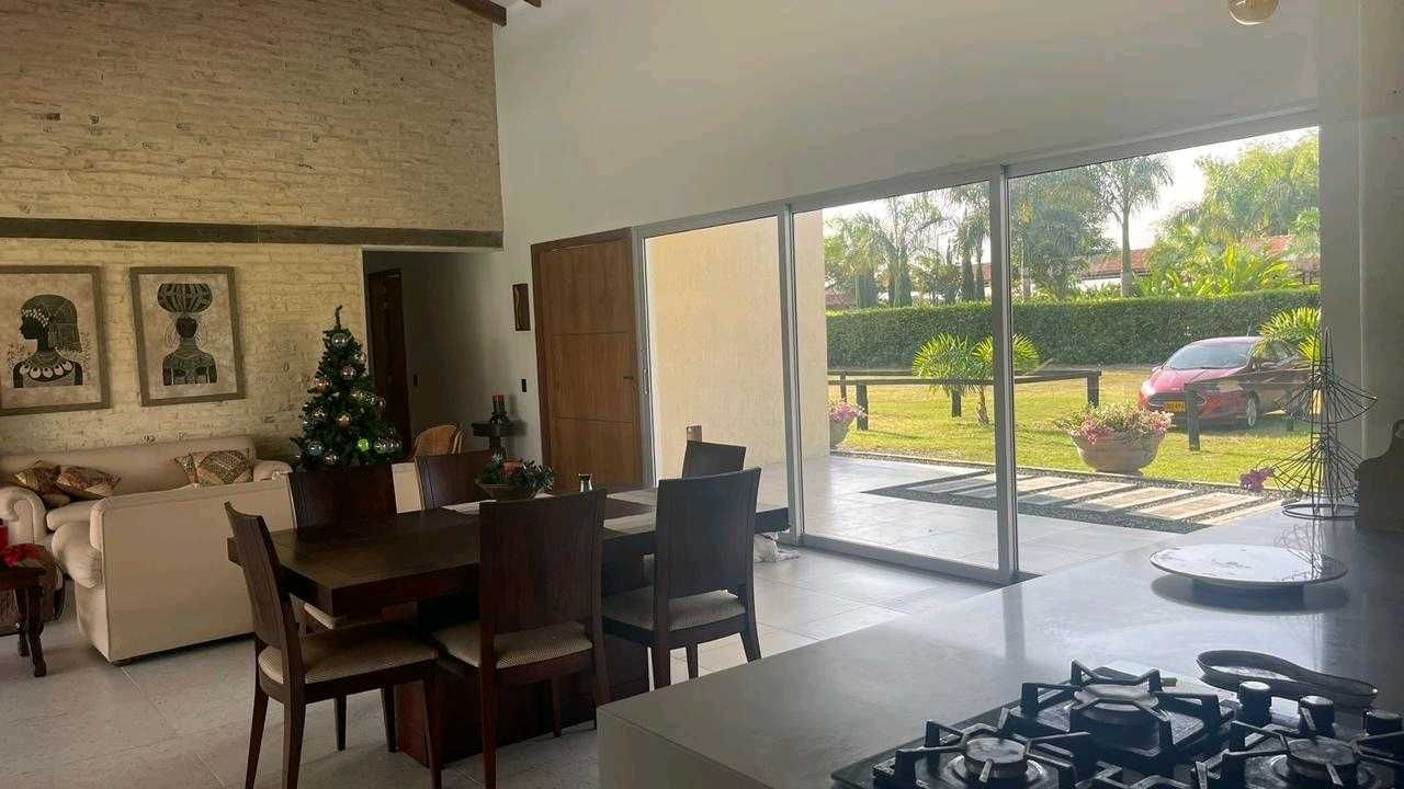 Casa en venta Valle Del Cauca Palmira Palmira 392 m2 Habitaciones 4 Baños 4 Garajes 4 Precio $2800000000