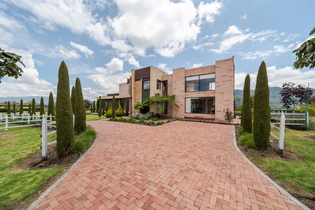 Casa en venta Cundinamarca Subachoque Subachoque 416 m2 Habitaciones 6 Baños 5 Garajes 8 Precio $3400000000