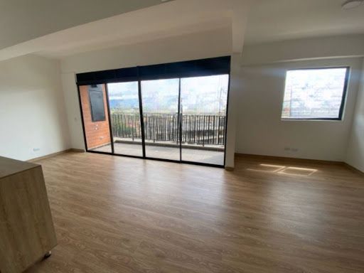 Apartaestudio en arriendo Antioquia Rionegro El Porvenir 64 m2 Habitaciones 1 Baños 2 Garajes 1 Precio $2400000