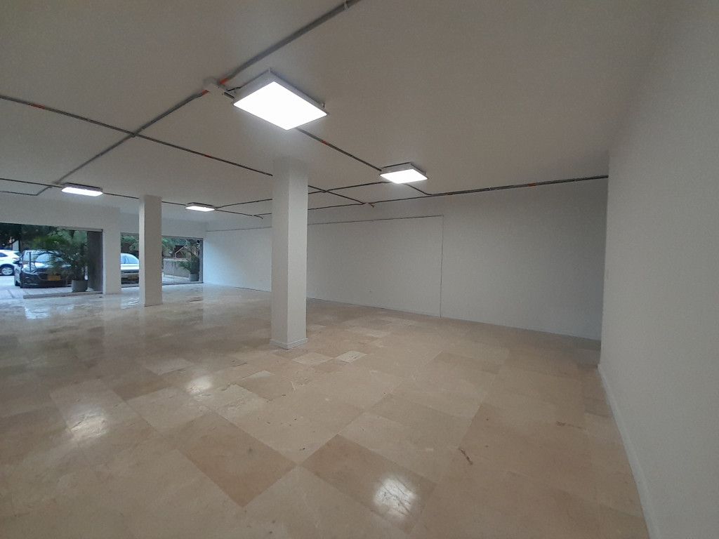 Local en arriendo Atlántico Barranquilla Altos Del Prado 111 m2 Habitaciones 0 Baños 2 Garajes 0 Precio $9008010