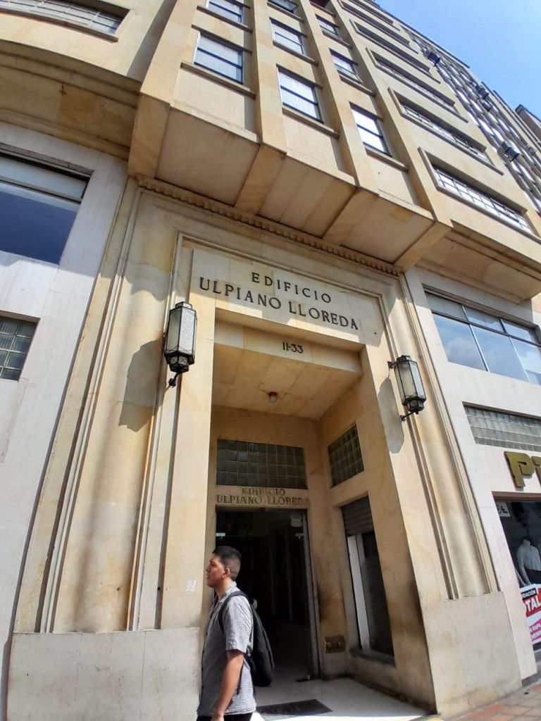 Local en arriendo Valle Del Cauca Cali San Pedro 240 m2 Habitaciones 0 Baños 3 Garajes 0 Precio $13988000