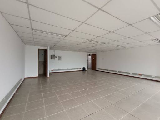 Oficina en arriendo Antioquia La Estrella Ancón San Martín 70 m2 Habitaciones 0 Baños 1 Garajes 1 Precio $2850000