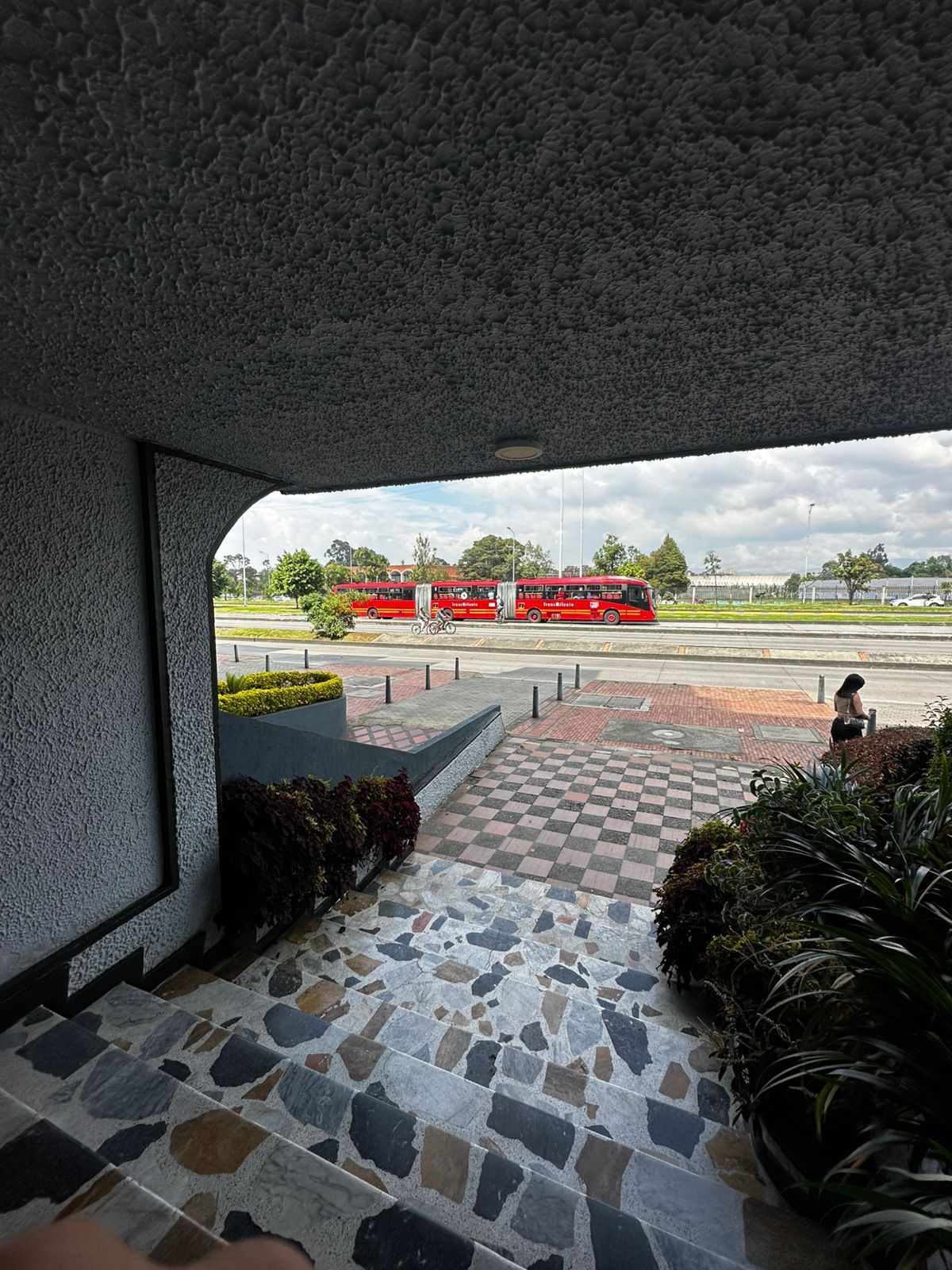 Apartamento en venta Cundinamarca Bogotá El Recuerdo 107 m2 Habitaciones 2 Baños 2 Garajes 1 Precio $530000000