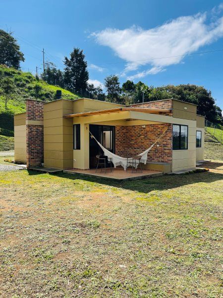 Casa en venta Antioquia San Vicente San Vicente 5000 m2 Habitaciones 3 Baños 3 Garajes 1 Precio $1380000000