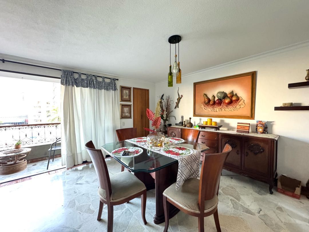 Apartamento en venta Valle Del Cauca Cali San Vicente 125 m2 Habitaciones 3 Baños 3 Garajes 2 Precio $420000000